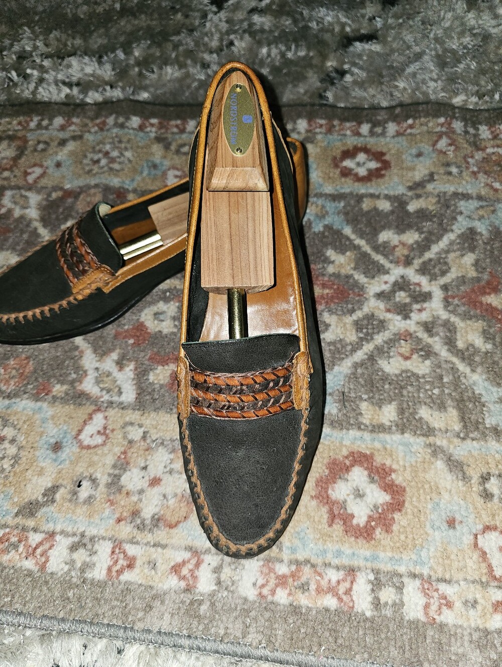 BALLY Italian Loafers Slipons Size 9.5M Black/Chestnut Nice Pre-owned!